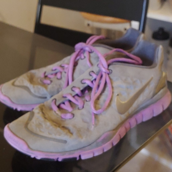 Nike Shoes - Nike Free Trading Fit Women Sneakers